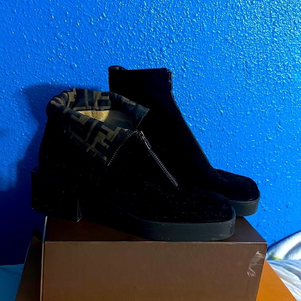 Fendi used black camisole boots